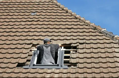 Pose de velux - Laval-de-Cère
